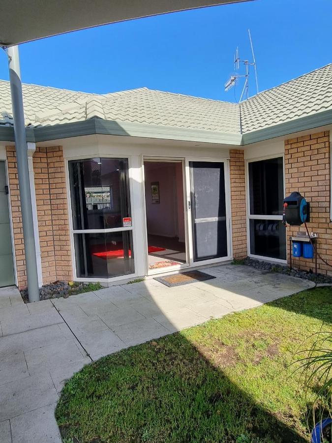 Little Gem In Papamoa 호텔 외부 사진